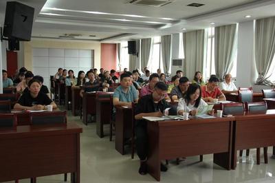 霍山縣開(kāi)展石斛生產(chǎn)企業(yè)產(chǎn)品質(zhì)量提升培訓(xùn)會(huì)